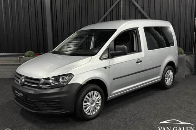 Volkswagen Caddy (2018) thumbnail 2