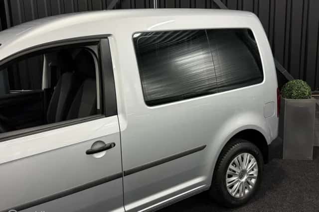 Volkswagen Caddy (2018) thumbnail 4