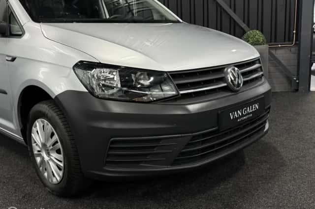 Volkswagen Caddy (2018) thumbnail 6