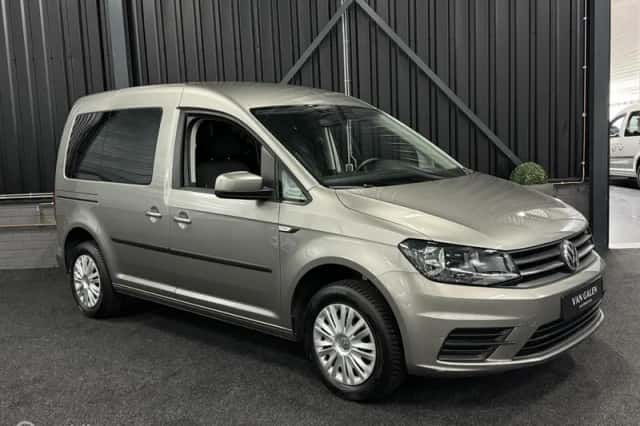 Volkswagen Caddy (2016) thumbnail 4