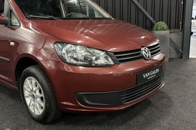 Volkswagen Caddy (2012) thumbnail 6