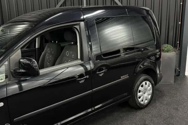 Volkswagen Caddy (2011) thumbnail 4