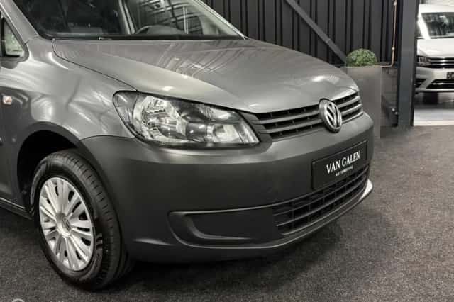 Volkswagen Caddy (2014) thumbnail 6