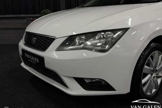 SEAT Leon (2014) thumbnail 2