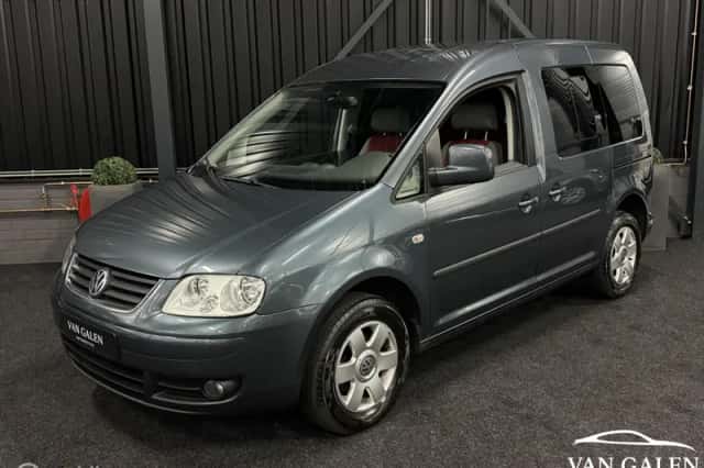 Volkswagen Caddy (2009) thumbnail 2
