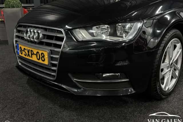 Audi A3 (2014) thumbnail 2