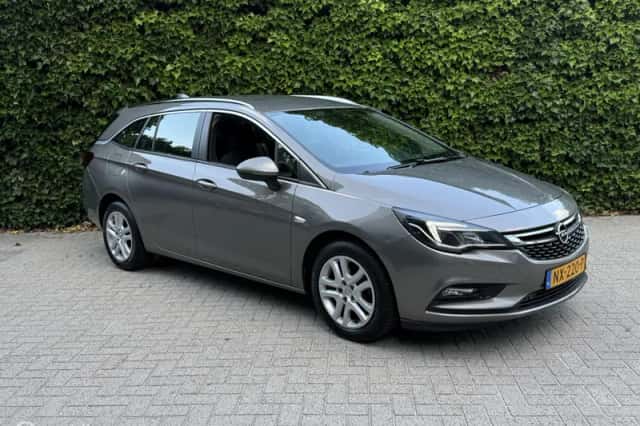 Opel Astra (2017) thumbnail 5