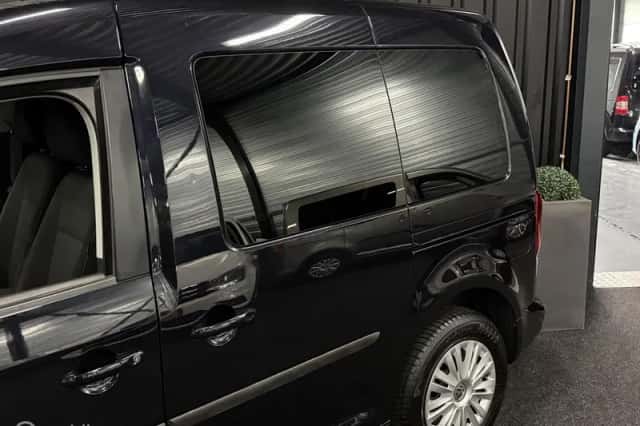 Volkswagen Caddy (2017) thumbnail 4