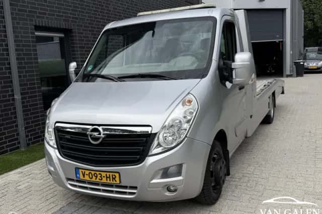 Opel Movano (2017) thumbnail 2