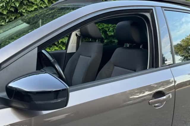 Volkswagen Polo (2011) thumbnail 4