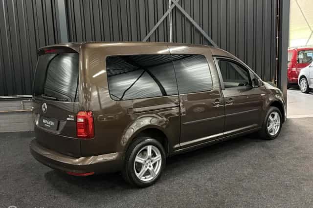 Volkswagen Caddy (2016) thumbnail 6