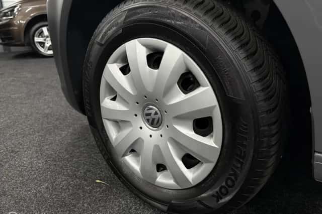 Volkswagen Caddy (2013) thumbnail 6