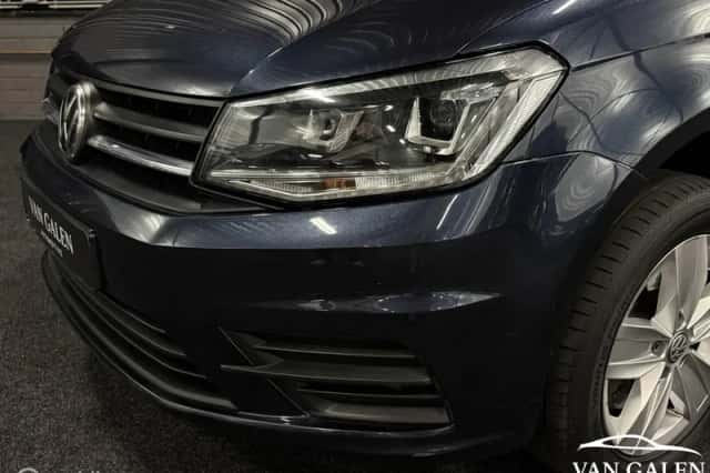 Volkswagen Caddy (2018) thumbnail 2