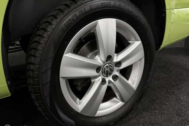 Volkswagen Caddy (2012) thumbnail 6