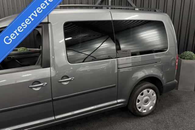 Volkswagen Caddy (2011) thumbnail 5
