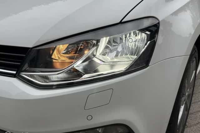 Volkswagen Polo (2014) thumbnail 6