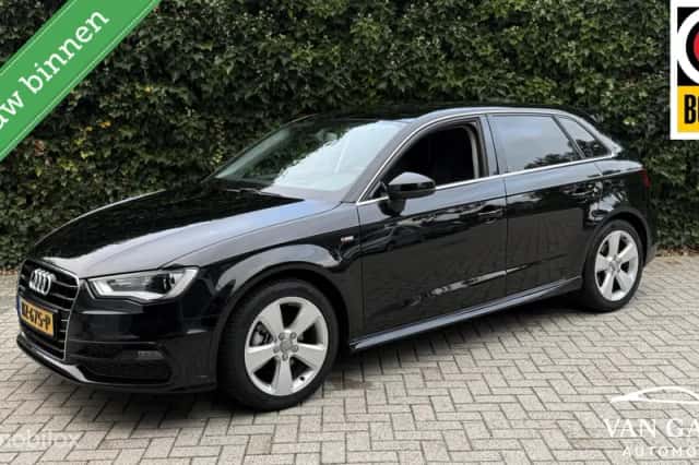 Audi A3 (2013) thumbnail 1