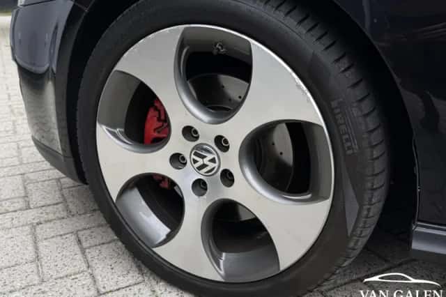 Volkswagen Golf (2005) thumbnail 3