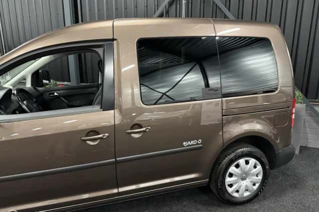 Volkswagen Caddy (2013) thumbnail 5