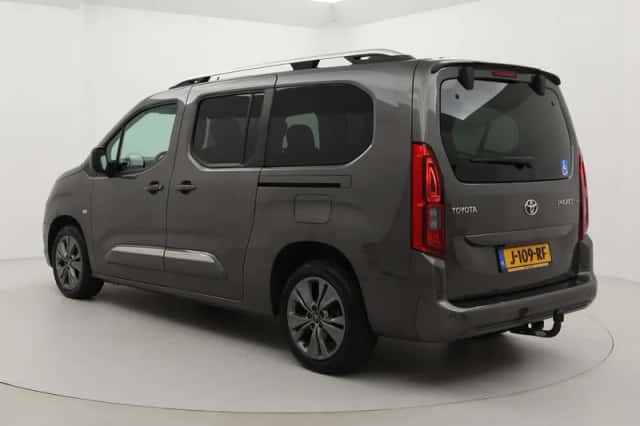 Toyota ProAce City Verso (2020) thumbnail 4