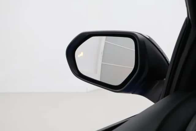 Toyota Yaris (2024) thumbnail 5