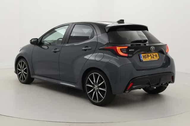 Toyota Yaris (2025) thumbnail 4