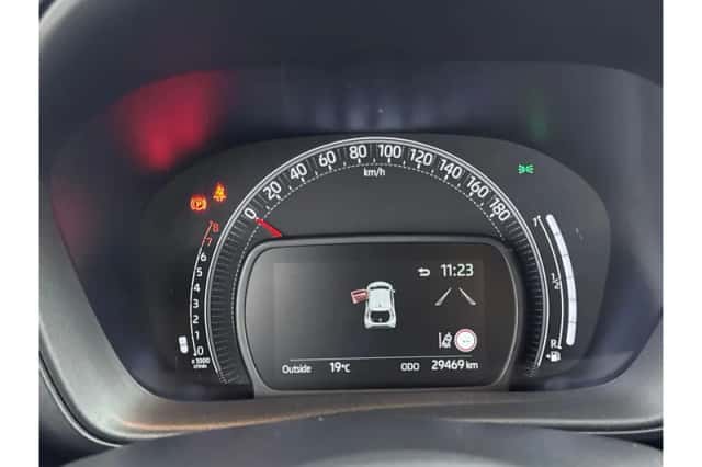 Toyota Aygo X (2025) thumbnail 3