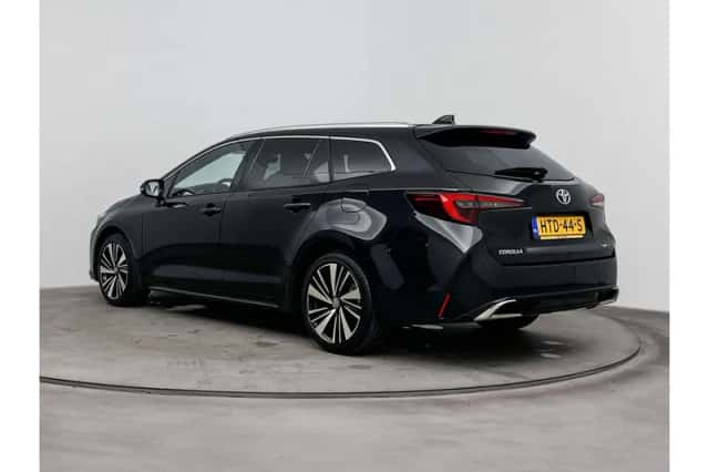 Toyota Corolla (2025) thumbnail 4