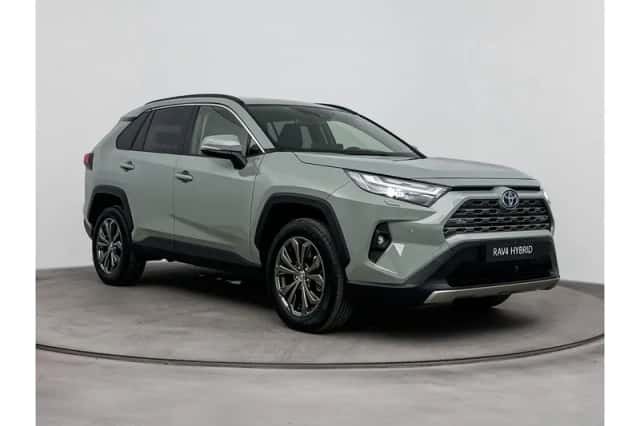 Toyota RAV4 (2026) thumbnail 1