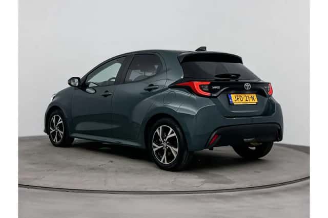 Toyota Yaris (2025) thumbnail 4