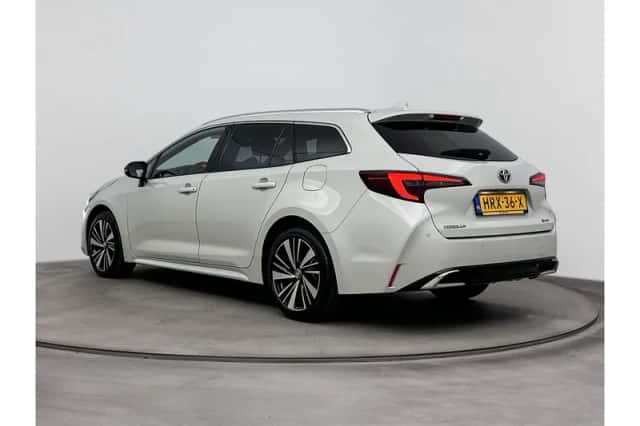 Toyota Corolla (2025) thumbnail 4