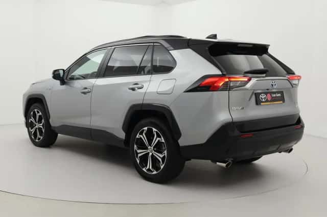 Toyota RAV4 (2024) thumbnail 4