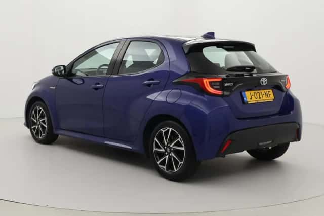 Toyota Yaris (2020) thumbnail 4