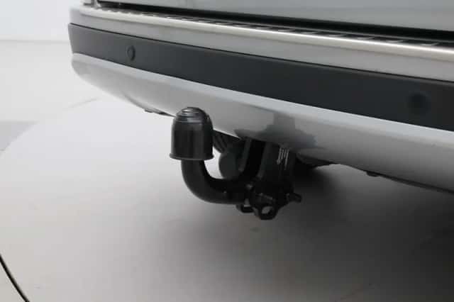 Toyota RAV4 (2017) thumbnail 5