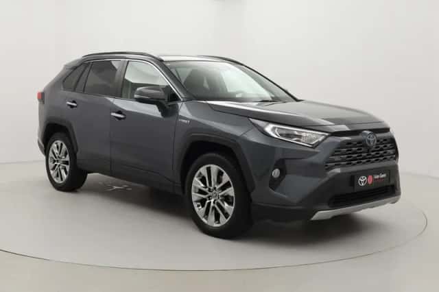 Toyota RAV4 (2021) thumbnail 1