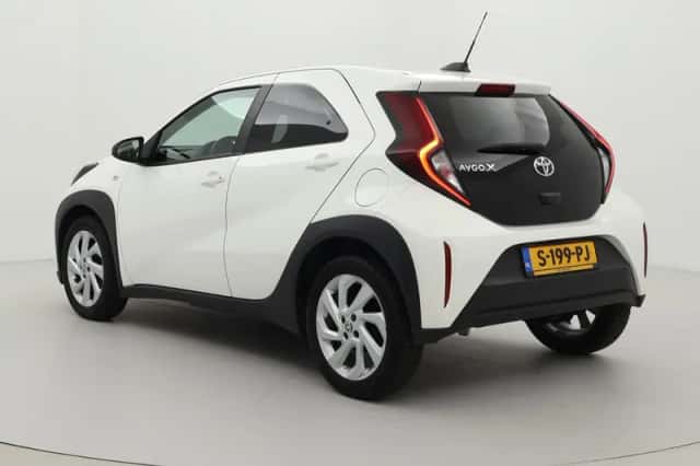 Toyota Aygo X (2023) thumbnail 4