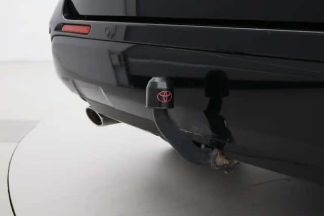 Toyota RAV4 (2021) thumbnail 5