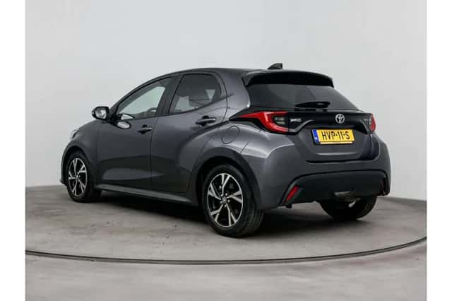 Toyota Yaris (2025) thumbnail 4