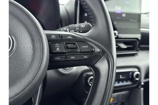 Toyota Yaris (2025) thumbnail 6
