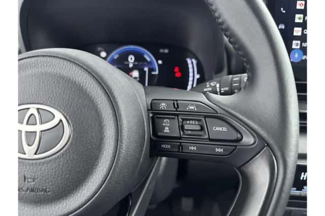 Toyota Yaris (2025) thumbnail 6