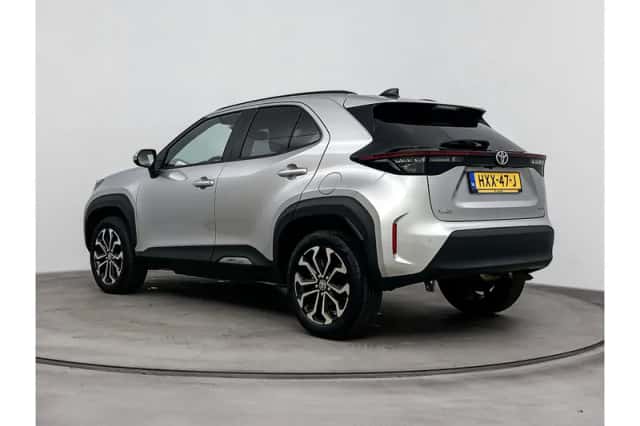 Toyota Yaris Cross (2025) thumbnail 4
