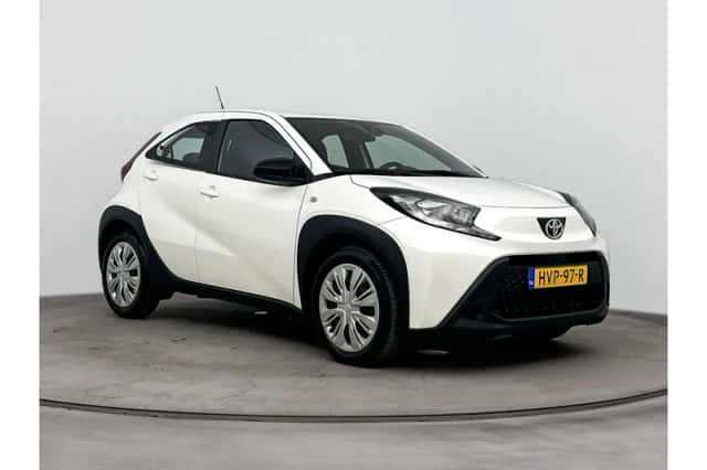 Toyota Aygo X (2025) thumbnail 1