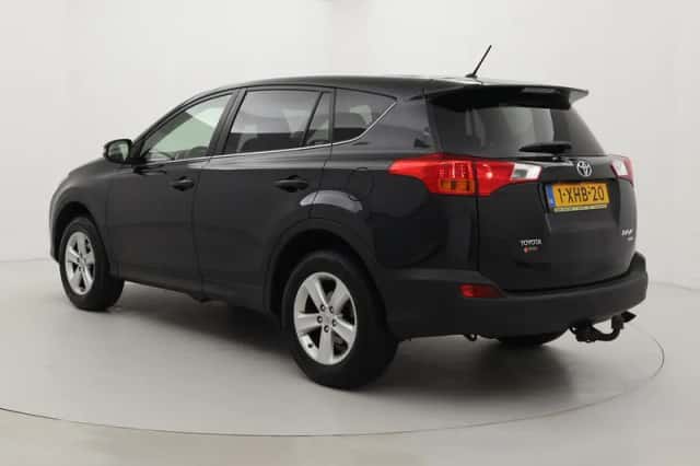 Toyota RAV4 (2014) thumbnail 4