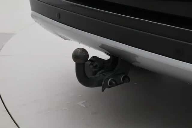 Toyota RAV4 (2017) thumbnail 5
