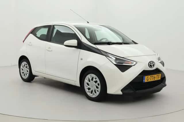 Toyota Aygo (2019) thumbnail 1
