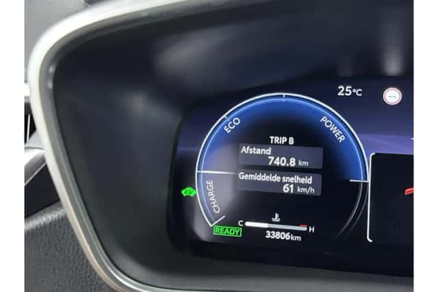 Toyota Corolla (2025) thumbnail 3