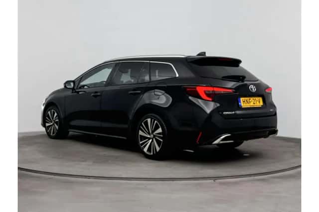 Toyota Corolla (2025) thumbnail 4