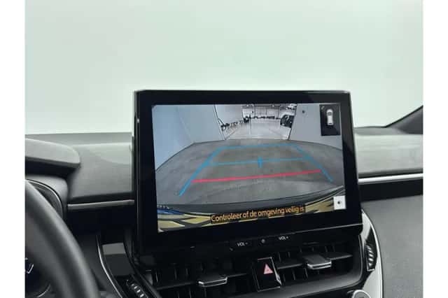 Toyota Corolla (2025) thumbnail 6