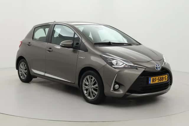 Toyota Yaris (2017) thumbnail 1