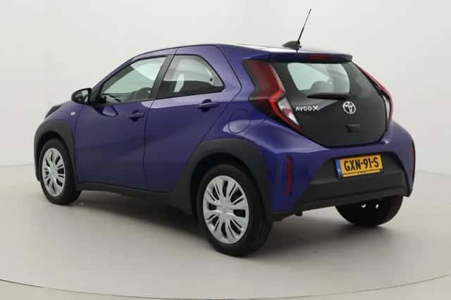 Toyota Aygo X (2024) thumbnail 4